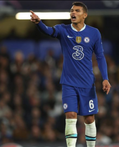 Thiago Silva(38) Juu ya Potter