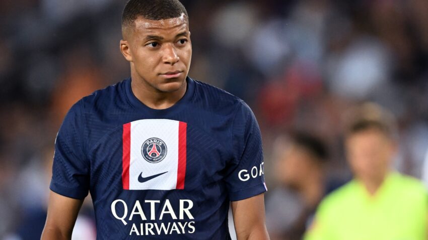 Mbappe Aiga Staili ya Ushangiliaji wa Emiliano Martinez