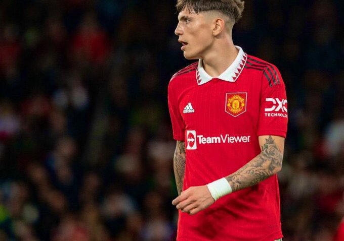 Garnacho Aacha watu midomo wazi.