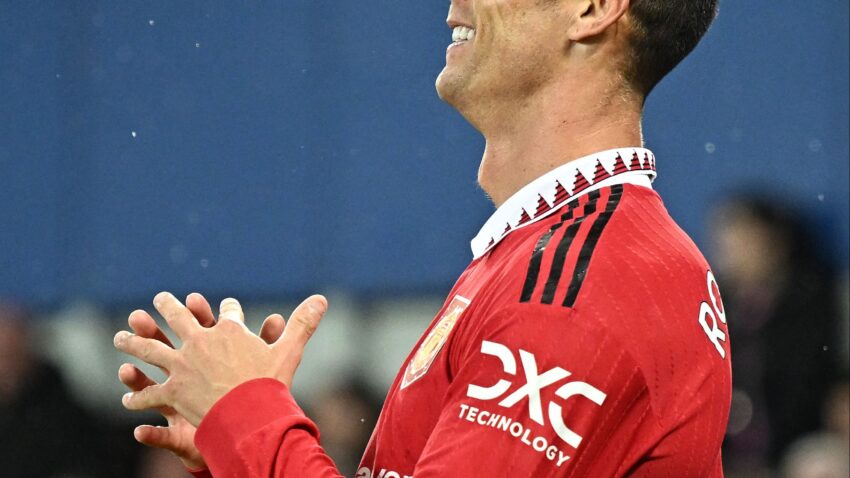 Ronaldo Urejeo Wake Janga Klabuni Hapo