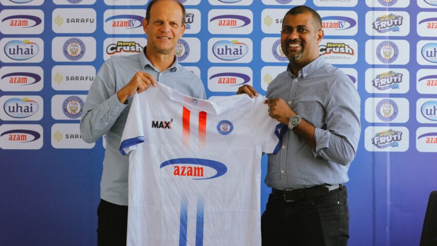 Azam Fc Mbioni Kumtimua Lavagne.