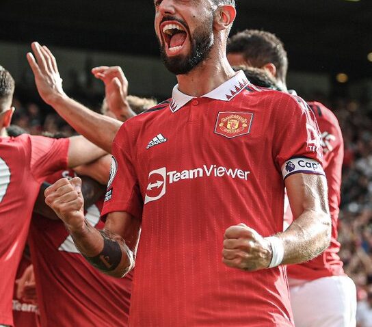 Bruno Fernandes: Hatupaswi Kufatilia Timu Zingine.