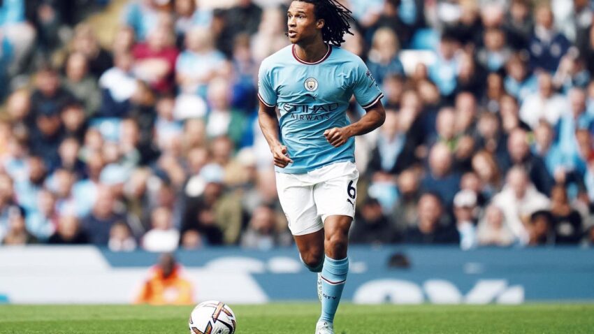 Nathan Ake Nina Furaha Ndani ya Man City.
