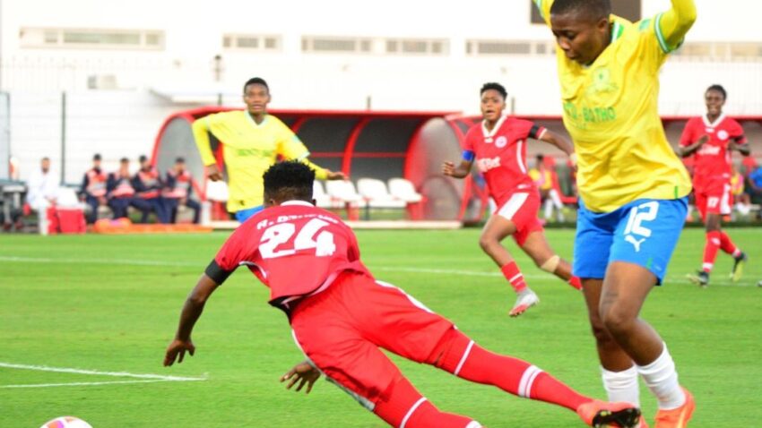 Lukula Awapongeza Nyota Simba Queens