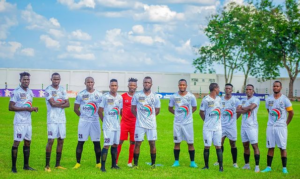 Simba Yawasili Moshi Kukipiga Dhidi ya Polisi