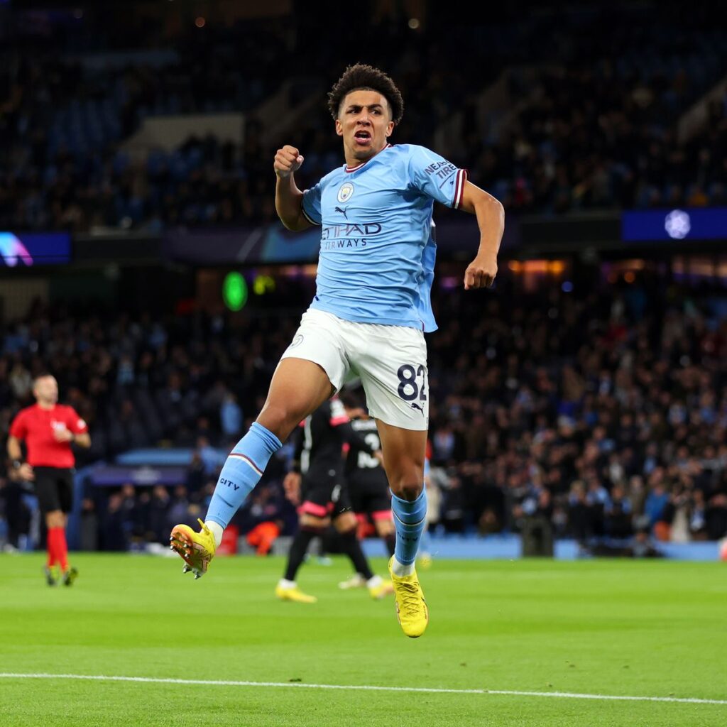 City Yalaani Unyanyasaji Mbaya wa Kibaguzi Dhidi ya Lewis