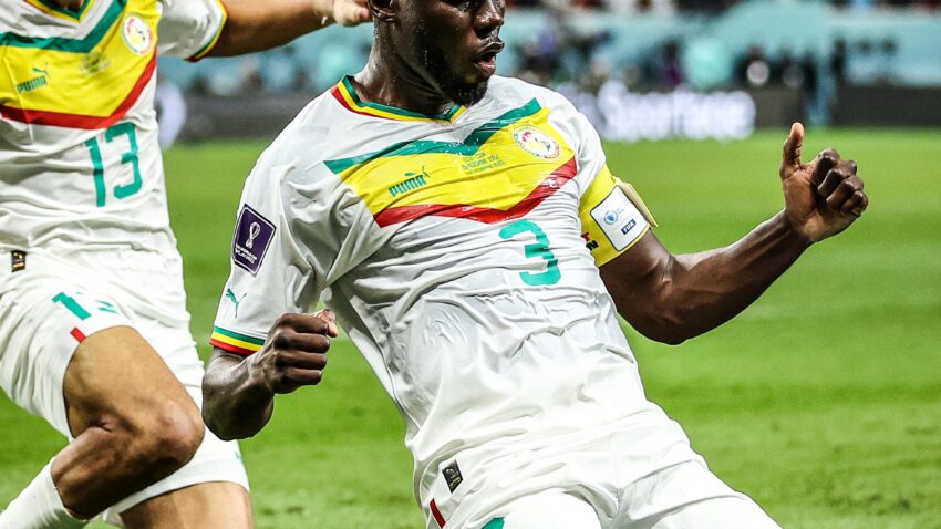 Senegal Yapigwa Faini ya £ 8,700 na FIFA Kabla ya Mechi yao na Uingereza