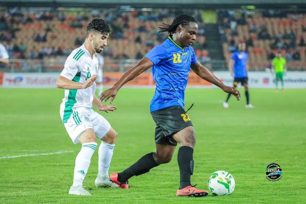 Mbeya City yamkana Kibu Denis