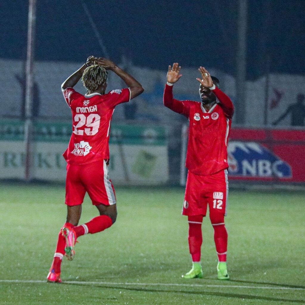 Mgunda kuwarejesha fasta nyota Simba mazoezini