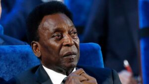 Pele Atatumia Krismasi Hospitalini Baada ya Kupata Saratani