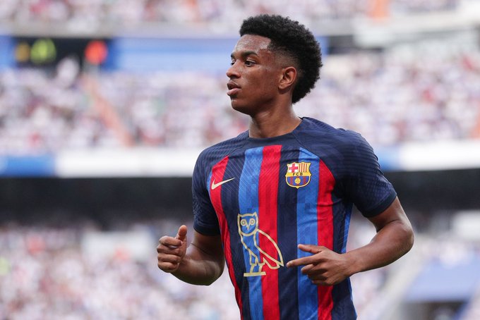 Barcelona Kumuongezea Mkataba Balde