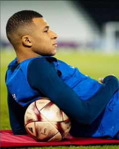 Galtier: "Kurejea Haraka kwa Mbappe Kwenye Mazoezi ya PSG ni Ishara Kali"