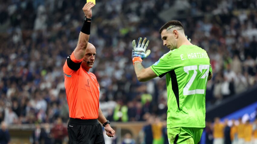 Ufaransa Yafungua  Malalamiko kwa Mlinda Mlango wa Argentina-Martinez Kumdhihaki Kylian Mbappe