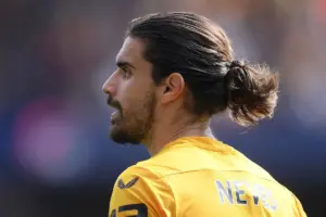 Barcelona Wamfuata Neves Lakini Xavi Apata Mashaka