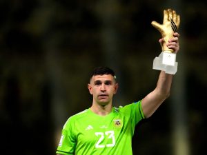 Martinez Amerejea Villa Baada ya Ushindi wa Kombe la Dunia