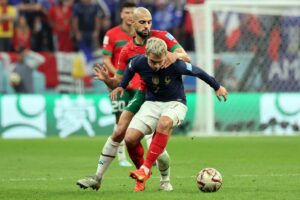 Griezmann: Kumchezesha Messi Fainali ni "Pendekezo Tofauti Kabisa"