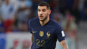 City Inamfuatilia Nyota wa Ufaransa Hernandez