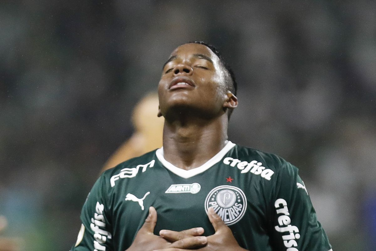 Endrick: "Ronaldo na Vinicius Junior Walihusika Katika Kuhamia Madrid"