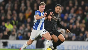 Merson Anaiunga Mkono Gunners kwa Kuchukua Ubingwa Msimu Huu