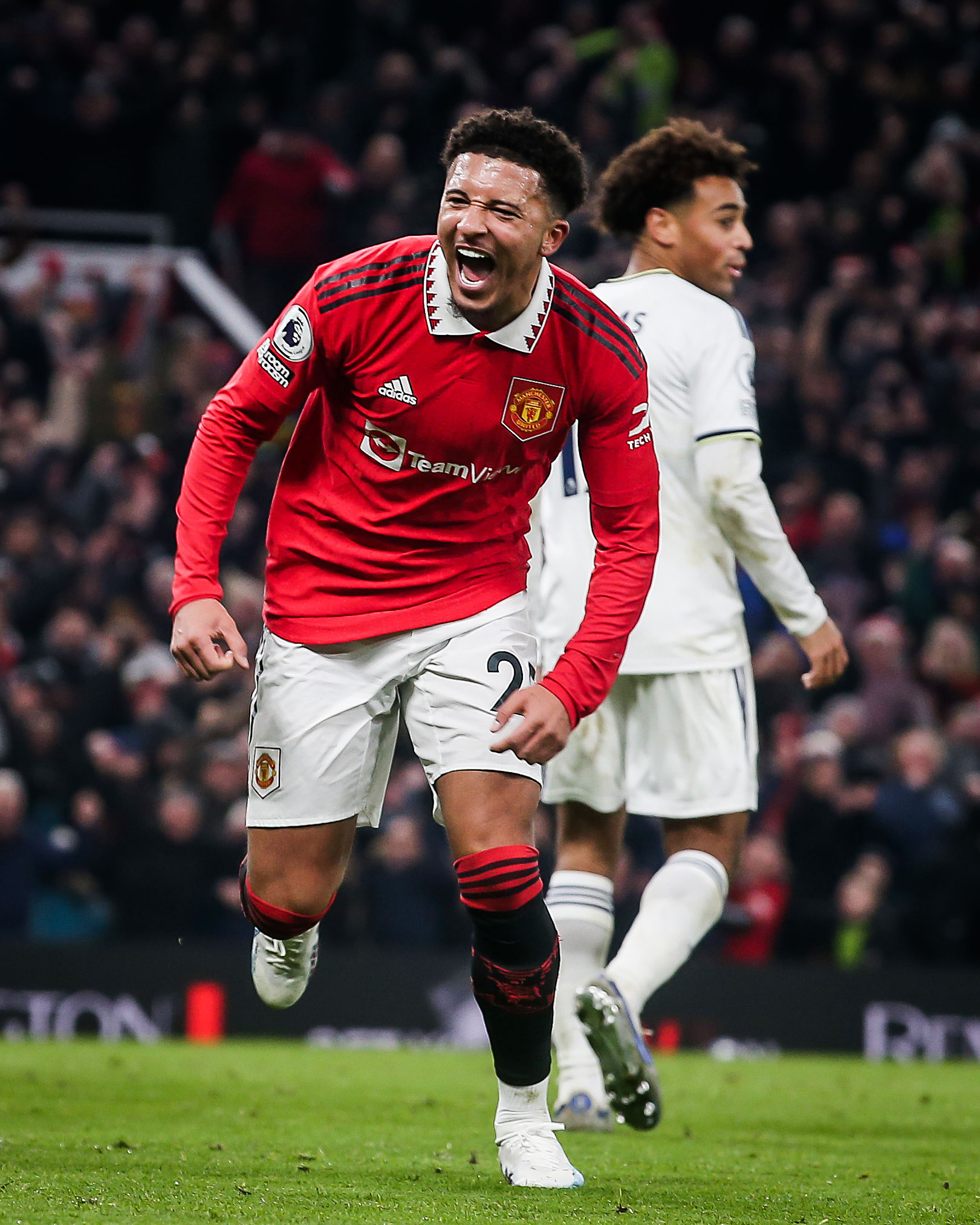 Sancho Afurahi Kufunga Tena Ndani ya United