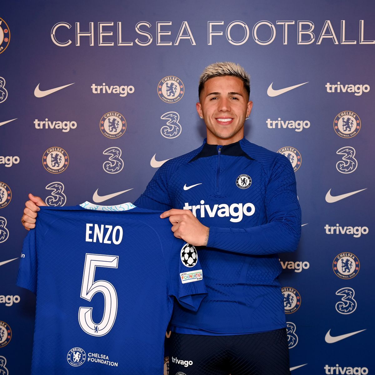 Costa Hatamlilia Fernandez Baada ya Mchezaji Huyo Kulazimisha Kuhamia Chelsea