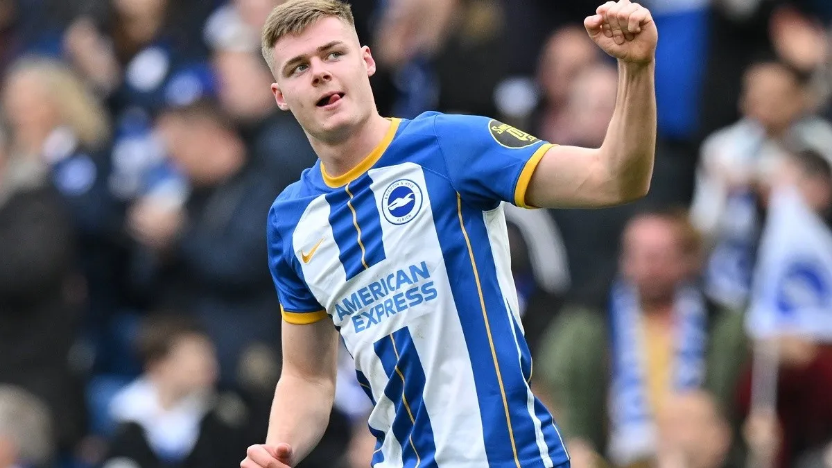 United Inamtazama Mchezaji Mdogo wa Ireland na Brighton Ferguson