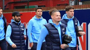 Newcastle Wanamkodolea Macho Kiungo wa Kati wa City Phillips