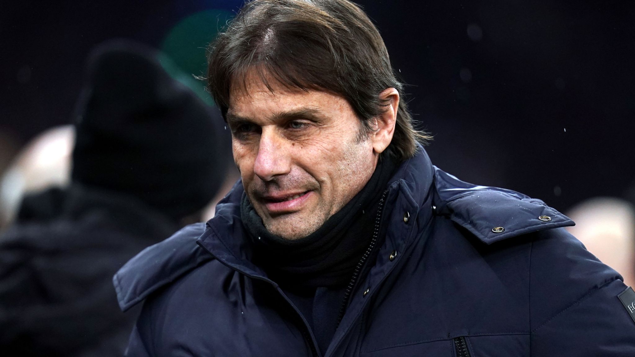 Kivuli Cha Conte Kinatanda Juu ya Inzaghi