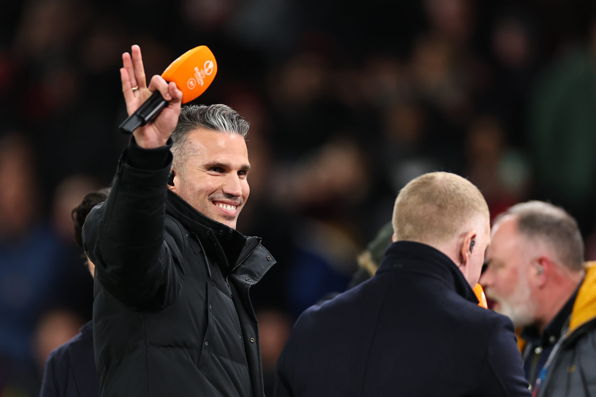 Van Persie Anaamini Arsenal Itaenda Umbali Mrefu Kushinda Taji la EPL