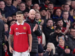 Martinez Afurahia Shinikizo la Manchester United Kabla ya Safari ya Betis