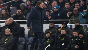 Kivuli Cha Conte Kinatanda Juu ya Inzaghi