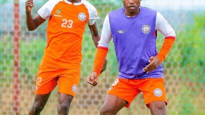 AZAM FC Wapo Kwenye Dozi Nzito