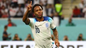 Southgate Amuunga Mkono Sterling Apone Haraka