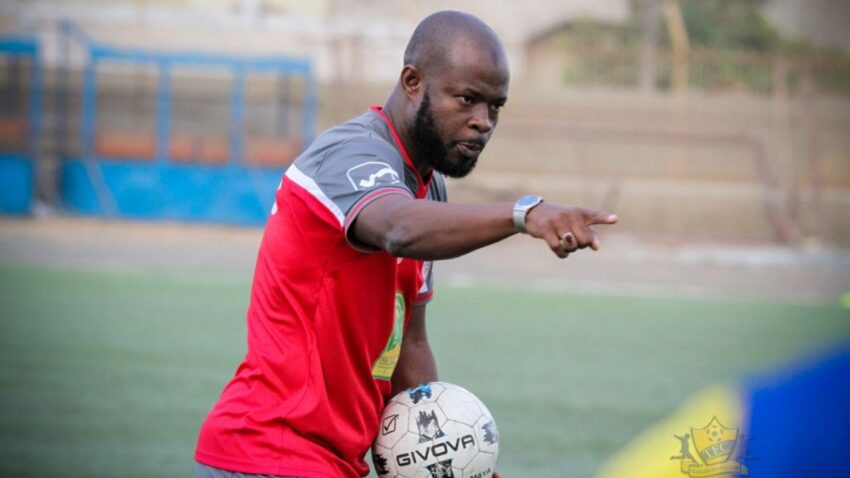 Azam FC Yamtambulisha Youssouph Dabo Kama Kocha Mkuu Msimu Ujao