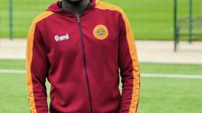 Simba Yamfukuzia Adebayor