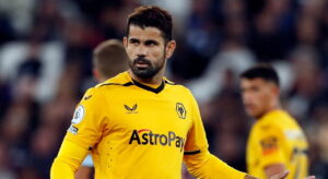 Moutinho na Costa Wanaondoka Wolves Huku Traore Akiwa Kwenye Mazungumzo ya Kubaki