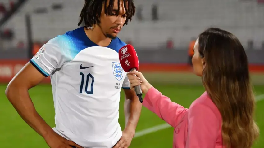 Alexander-Arnold: Nafasi ya Kiungo Uingereza Imekuwa Yangu Mara kwa Mara