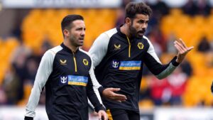 Moutinho na Costa Wanaondoka Wolves Huku Traore Akiwa Kwenye Mazungumzo ya Kubaki