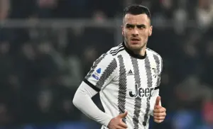 Kostic Asisitiza Kuwa Vlahovic ni Muhimu Ndani ya Juventus