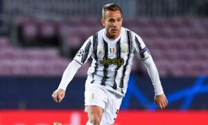 Fiorentina Wanamuulizia Arthur wa Juventus