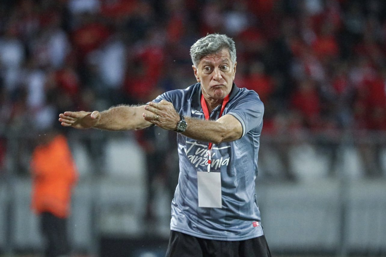 Robertinho Aibuka na Mifumo Mitatu Hatari Simba