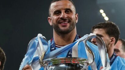 Walker Kuelekea Bayern Munich