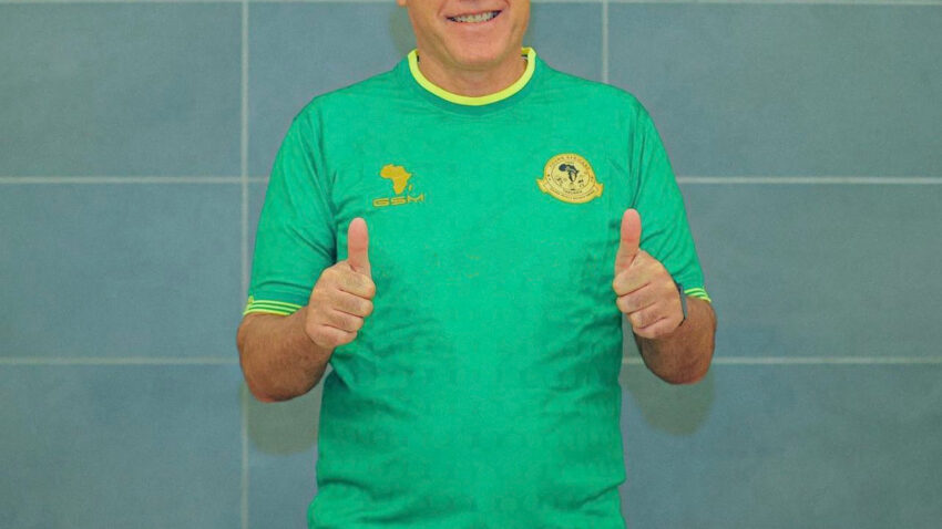 Gamondi Kuongeza Watatu