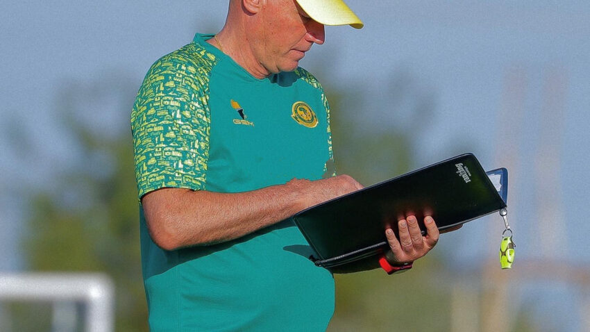 Gamondi Aifungukia mechi ya Kaizer Chiefs