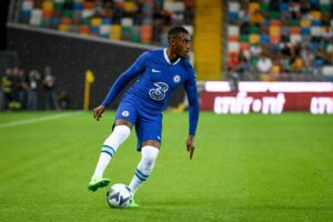 Sarri Anashinikiza Kumsajili Winga wa Chelsea Odoi