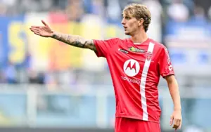 Juventus Wanaweza Kumrudisha Rovella Monza