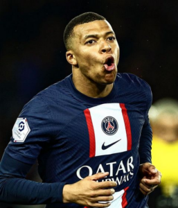 Mbappe Awekwa Sokoni na PSG