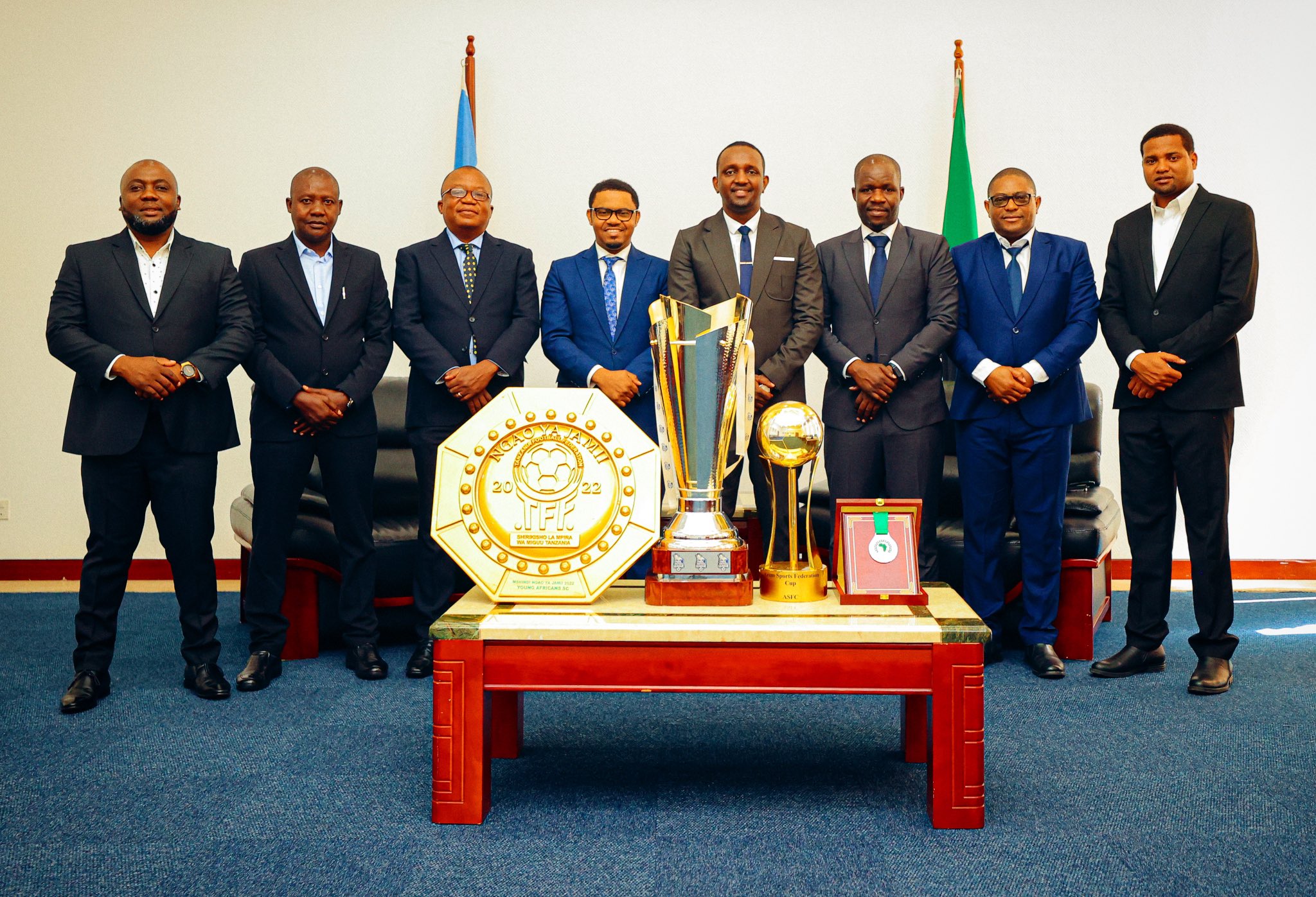 MABOSI YANGA WAISUKIA EL-MERREIKH MIKAKATI