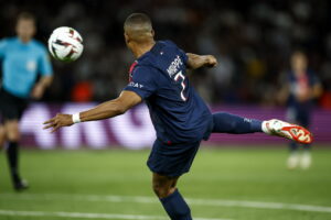 Mbappe Aipatia PSG Ushindi wa Kwanza Ligue 1
