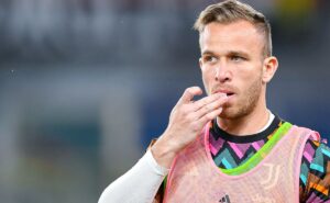Arthur Afichua Kwanini Alijiunga na Fiorentina Kutoka Juventus